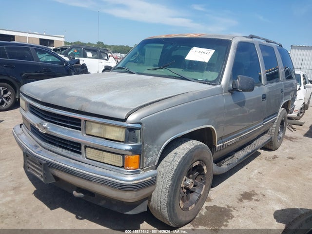 1999 Gmc Yukon Sle მანქანა იყიდება აუქციონზე, vin: 1GKEK13R9XJ791976, აუქციონის ნომერი: 45881642