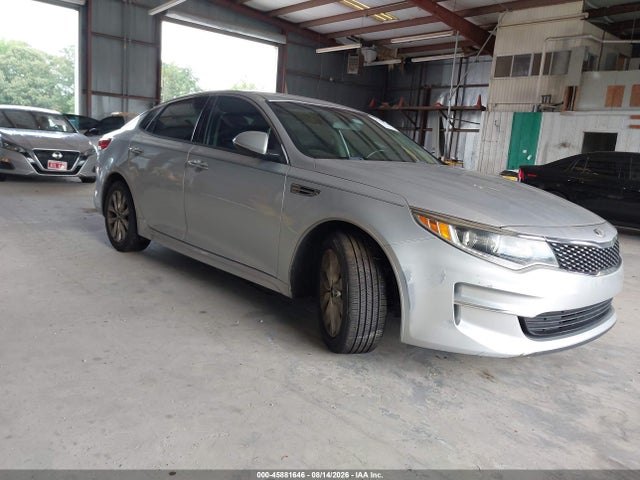 45881646 :رقم المزاد ، 5XXGU4L33JG234049 vin ، 2018 Kia Optima Ex مزاد بيع