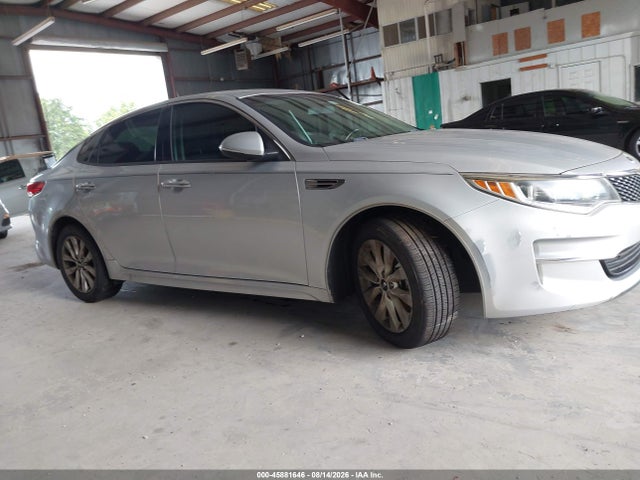 2018 Kia Optima Ex მანქანა იყიდება აუქციონზე, vin: 5XXGU4L33JG234049, აუქციონის ნომერი: 45881646