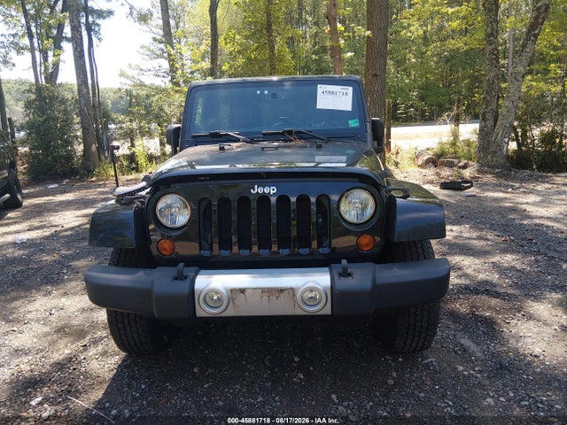 45881718 :رقم المزاد ، 1C4BJWEG6DL665682 vin ، 2013 Jeep Wrangler Unlimited Sahara مزاد بيع