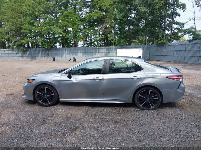 45881778 :رقم المزاد ، 4T1G11AK0LU328111 vin ، 2020 Toyota Camry Se مزاد بيع