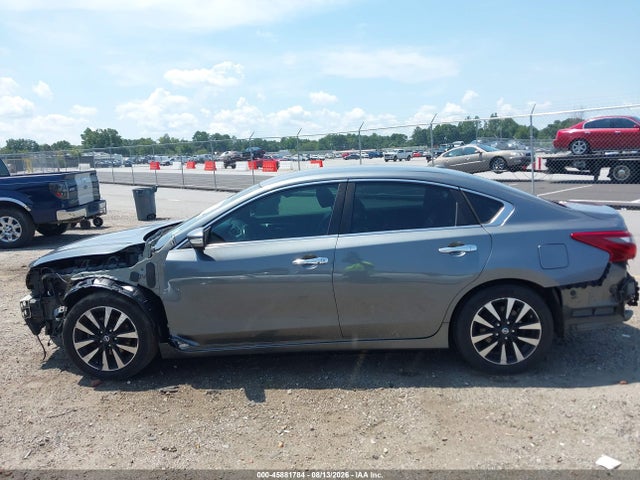 45881784 :رقم المزاد ، 1N4AL3AP2JC165921 vin ، 2018 Nissan Altima 2.5 Sl مزاد بيع
