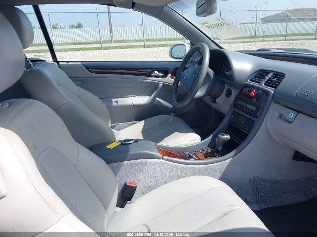 Продажа на аукционе авто 2000 Mercedes-benz Clk 320, vin: WDBLK65G2YT040301, номер лота: 45881785