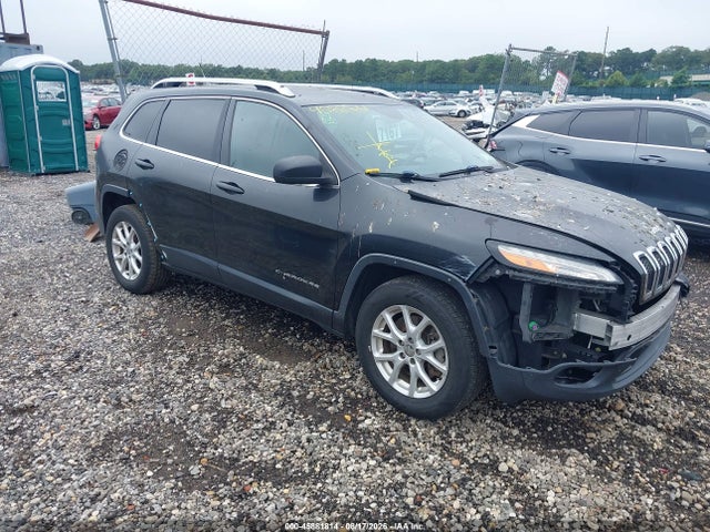 Продаж на аукціоні авто 2015 Jeep Cherokee Latitude, vin: 1C4PJMCB1FW559773, номер лоту: 45881814