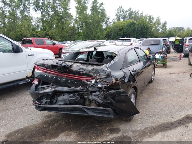 45881815 :رقم المزاد ، 5NPLL4AG5MH036587 vin ، 2021 Hyundai Elantra Se مزاد بيع