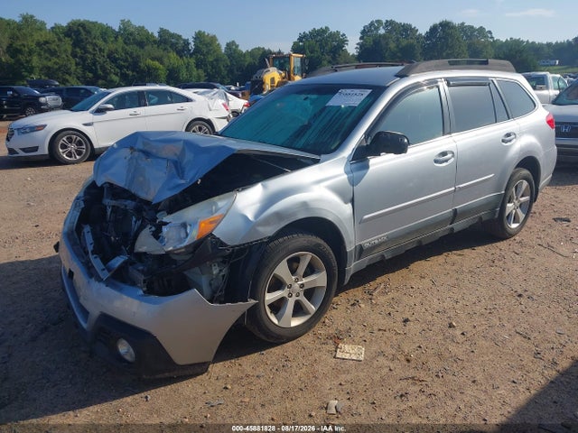 45881828 :رقم المزاد ، 4S4BRCCC6D3228655 vin ، 2013 Subaru Outback 2.5i Premium مزاد بيع