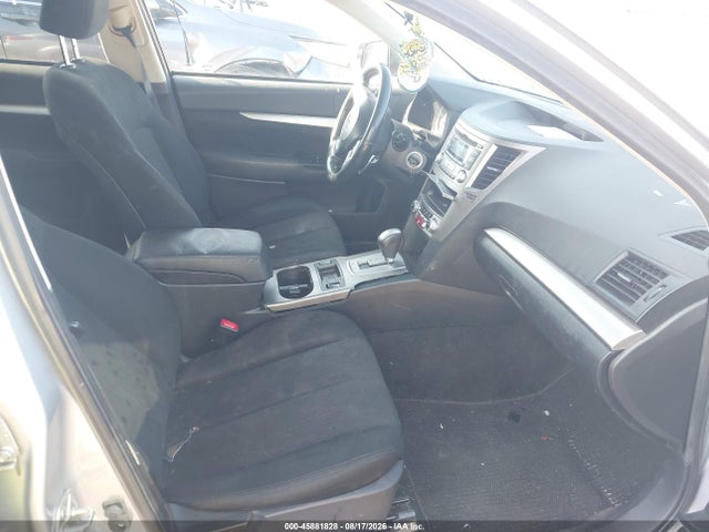 45881828 :رقم المزاد ، 4S4BRCCC6D3228655 vin ، 2013 Subaru Outback 2.5i Premium مزاد بيع