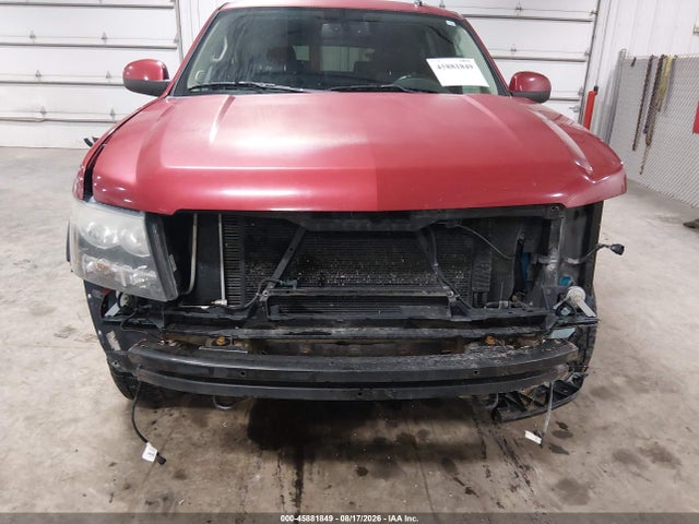 2014 Chevrolet Suburban Lt მანქანა იყიდება აუქციონზე, vin: 1GNSKJE70ER172313, აუქციონის ნომერი: 45881849