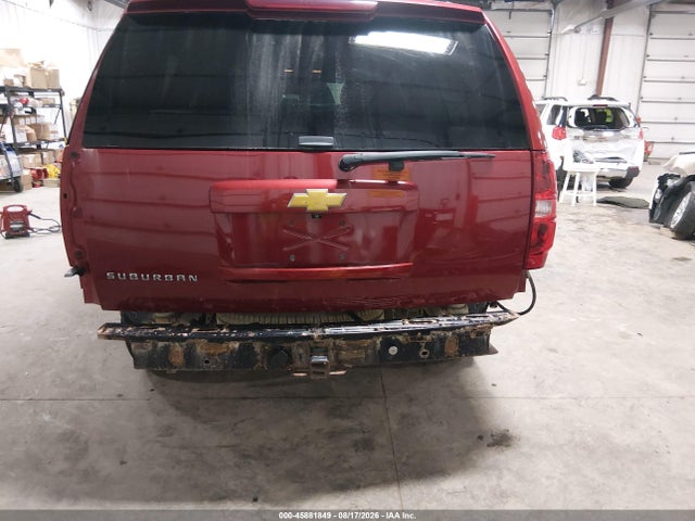 2014 Chevrolet Suburban Lt მანქანა იყიდება აუქციონზე, vin: 1GNSKJE70ER172313, აუქციონის ნომერი: 45881849