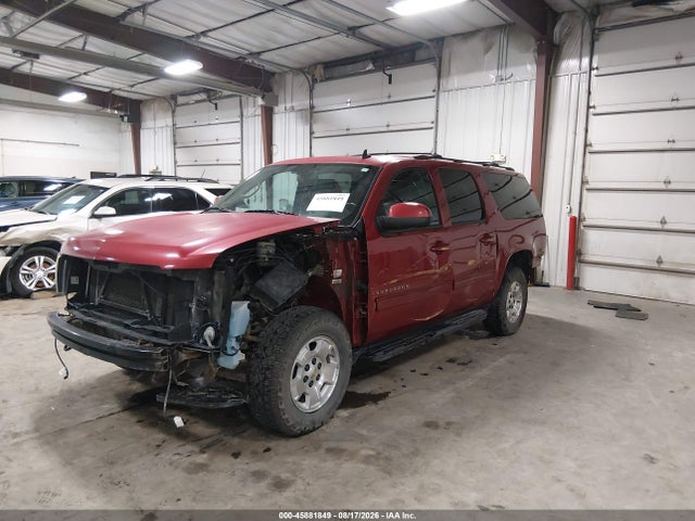 2014 Chevrolet Suburban Lt მანქანა იყიდება აუქციონზე, vin: 1GNSKJE70ER172313, აუქციონის ნომერი: 45881849