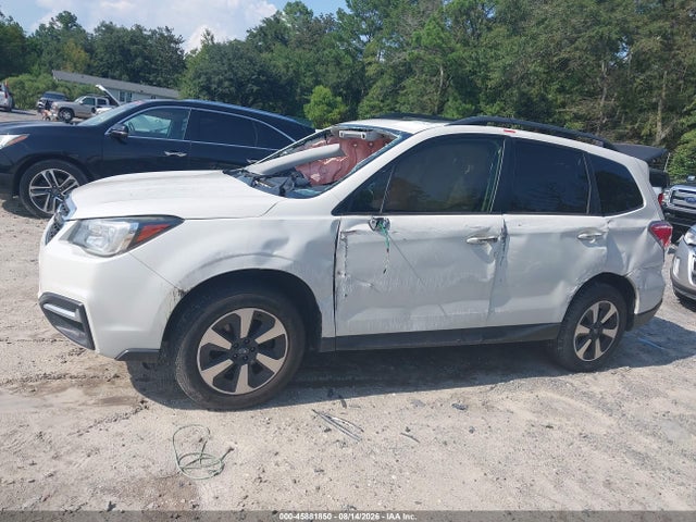 2017 Subaru Forester 2.5i Premium მანქანა იყიდება აუქციონზე, vin: JF2SJAGC8HH515600, აუქციონის ნომერი: 45881850