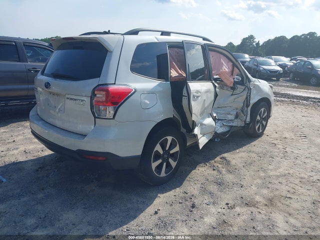 2017 Subaru Forester 2.5i Premium მანქანა იყიდება აუქციონზე, vin: JF2SJAGC8HH515600, აუქციონის ნომერი: 45881850