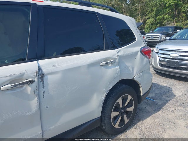 2017 Subaru Forester 2.5i Premium მანქანა იყიდება აუქციონზე, vin: JF2SJAGC8HH515600, აუქციონის ნომერი: 45881850