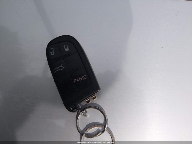 Продаж на аукціоні авто 2015 Chrysler 200 Limited, vin: 1C3CCCAB1FN680318, номер лоту: 45881938
