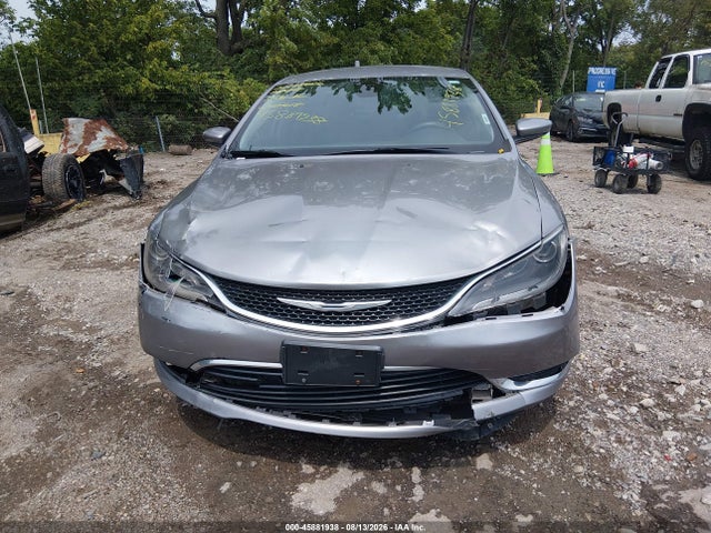 Продаж на аукціоні авто 2015 Chrysler 200 Limited, vin: 1C3CCCAB1FN680318, номер лоту: 45881938