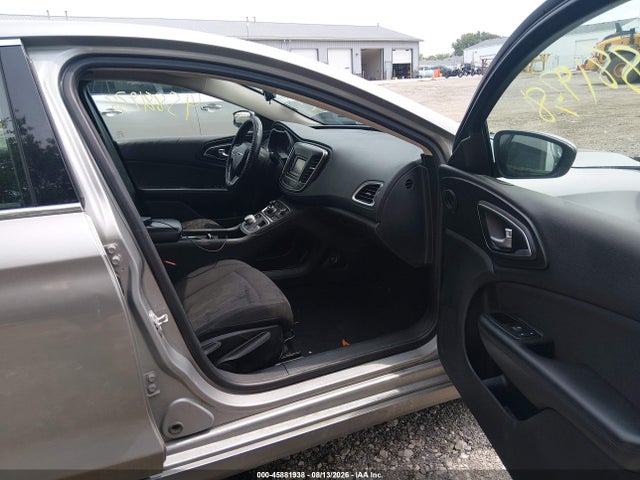 Продаж на аукціоні авто 2015 Chrysler 200 Limited, vin: 1C3CCCAB1FN680318, номер лоту: 45881938