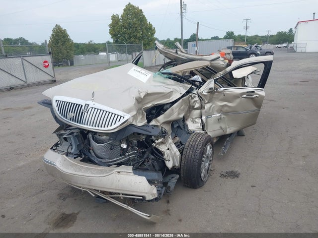 Продажа на аукционе авто 2007 Lincoln Town Car Signature Limited, vin: 1LNHM82W57Y638596, номер лота: 45881941