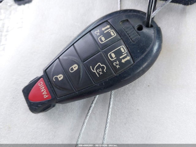 45882001 :رقم المزاد ، 2C4RC1BG2GR173727 vin ، 2016 Chrysler Town & Country Touring مزاد بيع