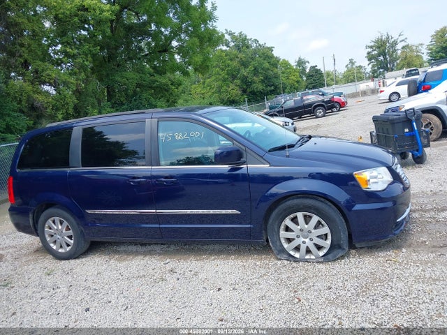 45882001 :رقم المزاد ، 2C4RC1BG2GR173727 vin ، 2016 Chrysler Town & Country Touring مزاد بيع