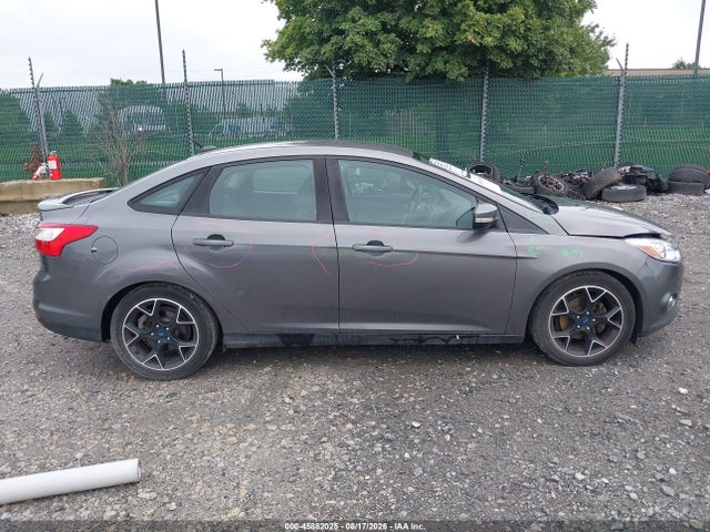 Ford FOCUS SE 2014 1FADP3F2XEL201715 Image 13
