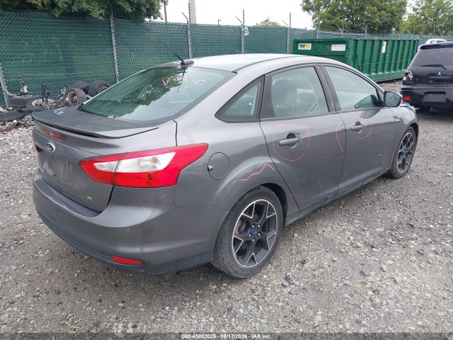 Ford FOCUS SE 2014 1FADP3F2XEL201715 Image 4