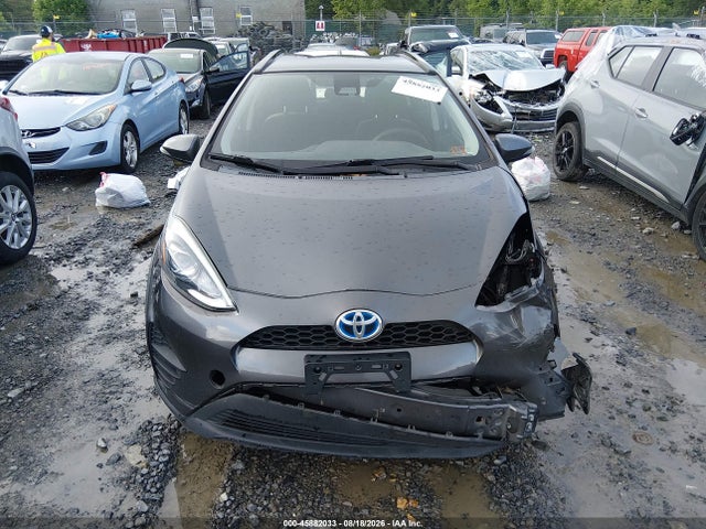 45882033 :رقم المزاد ، JTDKDTB38K1623644 vin ، 2019 Toyota Prius C Le مزاد بيع