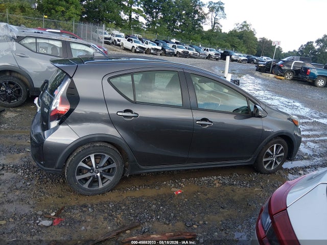45882033 :رقم المزاد ، JTDKDTB38K1623644 vin ، 2019 Toyota Prius C Le مزاد بيع