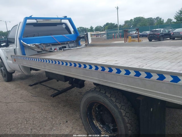 45882053 :رقم المزاد ، 1FDUF5GT9BEA02344 vin ، 2011 Ford F-550 Chassis Xl مزاد بيع