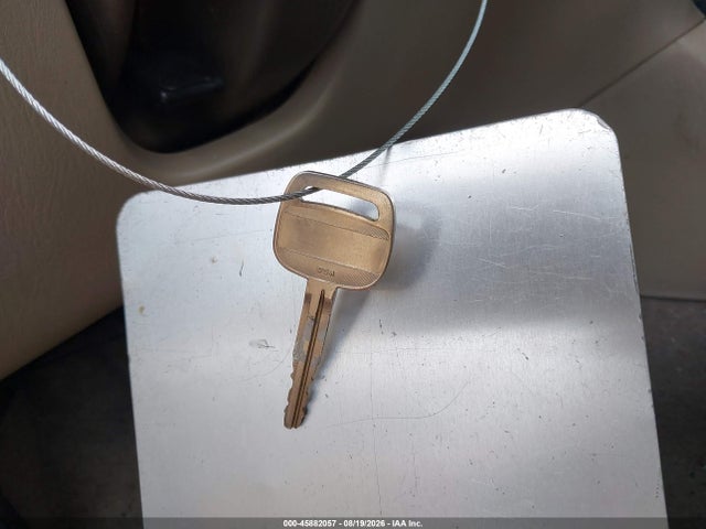 45882057 :رقم المزاد ، 1NXBR32E64Z221458 vin ، 2004 Toyota Corolla Ce مزاد بيع