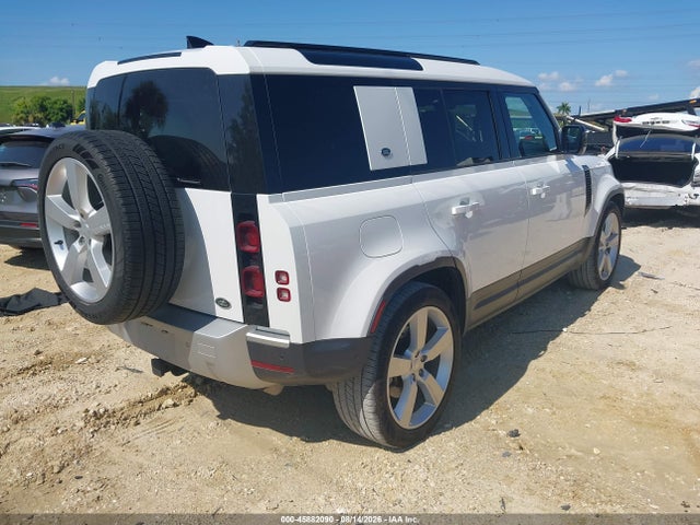 Продажа на аукционе авто 2022 Land Rover Defender 110 S, vin: SALEJERX8N2099686, номер лота: 45882090