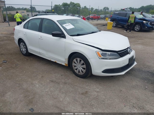 2011 Volkswagen Jetta 2.0l S მანქანა იყიდება აუქციონზე, vin: 3VW2K7AJ7BM333604, აუქციონის ნომერი: 45882092