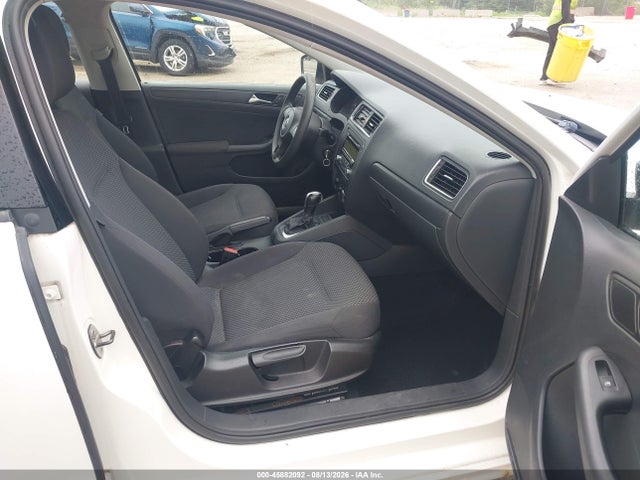 Продажа на аукционе авто 2011 Volkswagen Jetta 2.0l S, vin: 3VW2K7AJ7BM333604, номер лота: 45882092