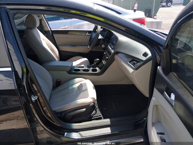 Продажа на аукционе авто 2015 Hyundai Sonata Sport, vin: 5NPE34AF7FH098060, номер лота: 45882098