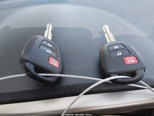 45882106 :رقم المزاد ، 2T3RFREV6FW404374 vin ، 2015 Toyota Rav4 Xle مزاد بيع