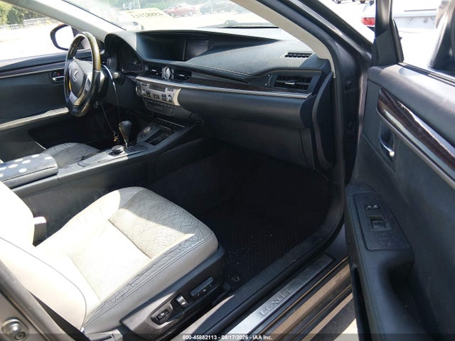2013 Lexus Es 350 მანქანა იყიდება აუქციონზე, vin: JTHBK1GG6D2050146, აუქციონის ნომერი: 45882113