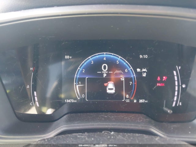 45882123 :رقم المزاد ، 7MUCAAAG4TV188041 vin ، 2026 Toyota Corolla Cross Le مزاد بيع