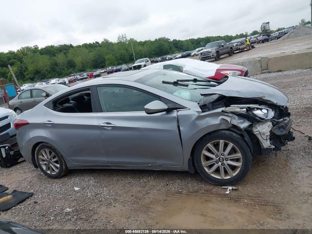Продажа на аукционе авто 2015 Hyundai Elantra Se, vin: 5NPDH4AE7FH557592, номер лота: 45882126
