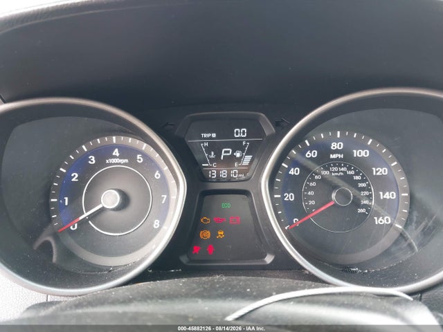 Продажа на аукционе авто 2015 Hyundai Elantra Se, vin: 5NPDH4AE7FH557592, номер лота: 45882126