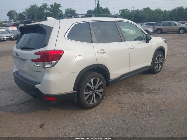Subaru Forester Limited 2022 JF2SKAPC4NH421786 Image 4