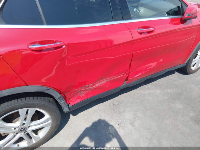 45882197 :رقم المزاد ، WDCTG4GB7KJ552223 vin ، 2019 Mercedes-benz Gla 250 4matic مزاد بيع