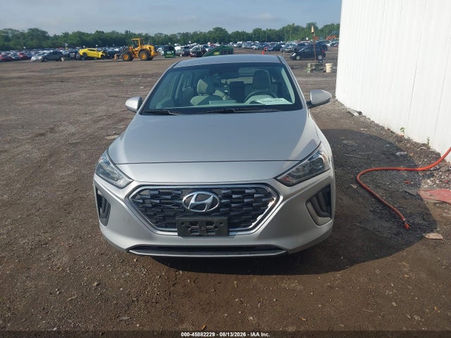 Продаж на аукціоні авто 2020 Hyundai Ioniq Hybrid Blue, vin: KMHC65LCXLU220754, номер лоту: 45882229