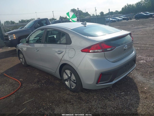 Продаж на аукціоні авто 2020 Hyundai Ioniq Hybrid Blue, vin: KMHC65LCXLU220754, номер лоту: 45882229
