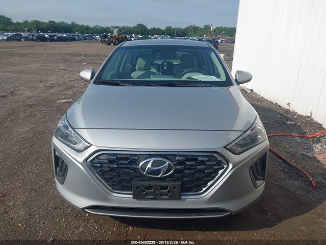 Продаж на аукціоні авто 2020 Hyundai Ioniq Hybrid Blue, vin: KMHC65LCXLU220754, номер лоту: 45882229