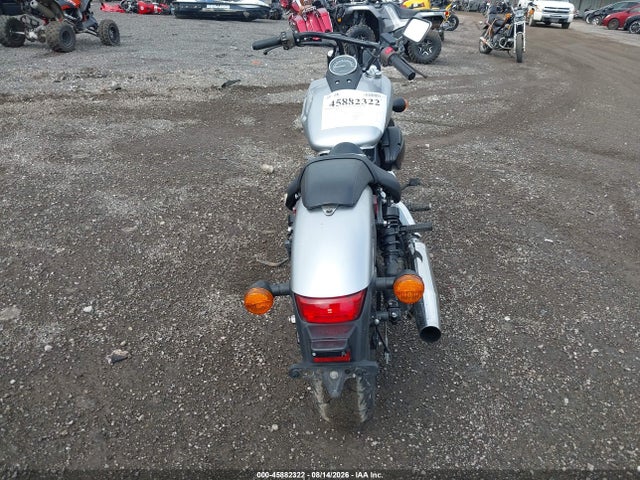 JH2RC5375FK501586 Honda Vt750 C2b