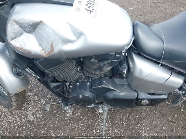 JH2RC5375FK501586 Honda Vt750 C2b