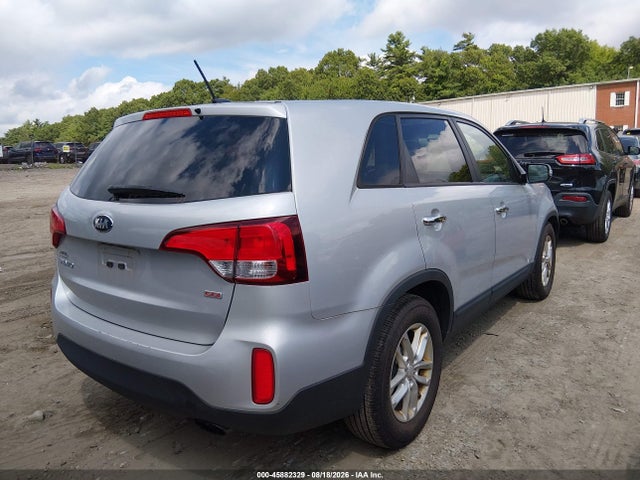 45882329 :رقم المزاد ، 5XYKTCA6XFG564584 vin ، 2015 Kia Sorento Lx مزاد بيع