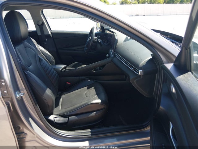 2023 Hyundai Elantra Limited მანქანა იყიდება აუქციონზე, vin: KMHLP4AG2PU584265, აუქციონის ნომერი: 45882376