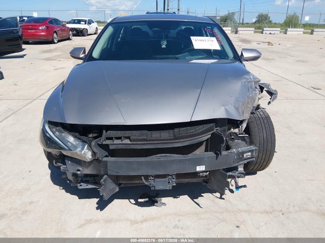 2023 Hyundai Elantra Limited მანქანა იყიდება აუქციონზე, vin: KMHLP4AG2PU584265, აუქციონის ნომერი: 45882376