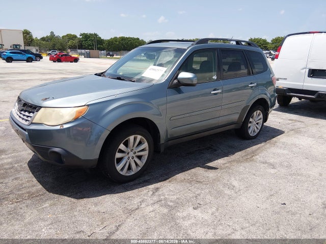 2013 Subaru Forester 2.5x Premium მანქანა იყიდება აუქციონზე, vin: JF2SHADC2DH400887, აუქციონის ნომერი: 45882377