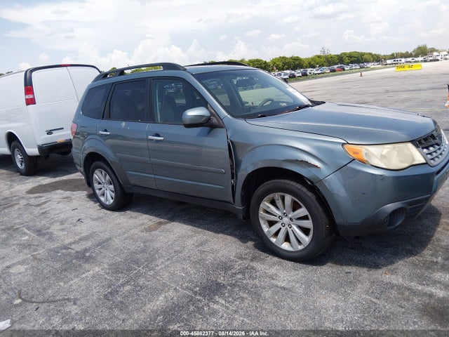 2013 Subaru Forester 2.5x Premium მანქანა იყიდება აუქციონზე, vin: JF2SHADC2DH400887, აუქციონის ნომერი: 45882377
